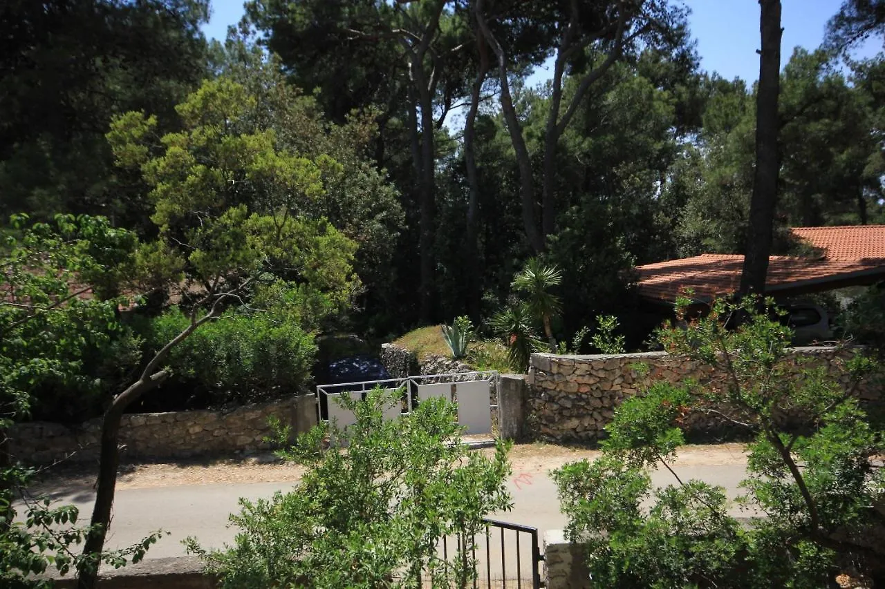 Дом отдыха Seaside Holiday House Artatore, Losinj - 7937 Cunski